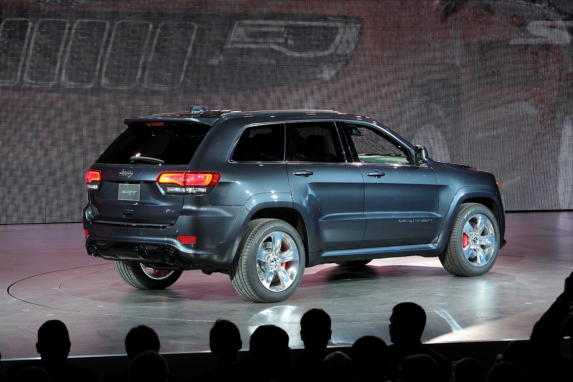 Jeep Grand Cherokee photo 4