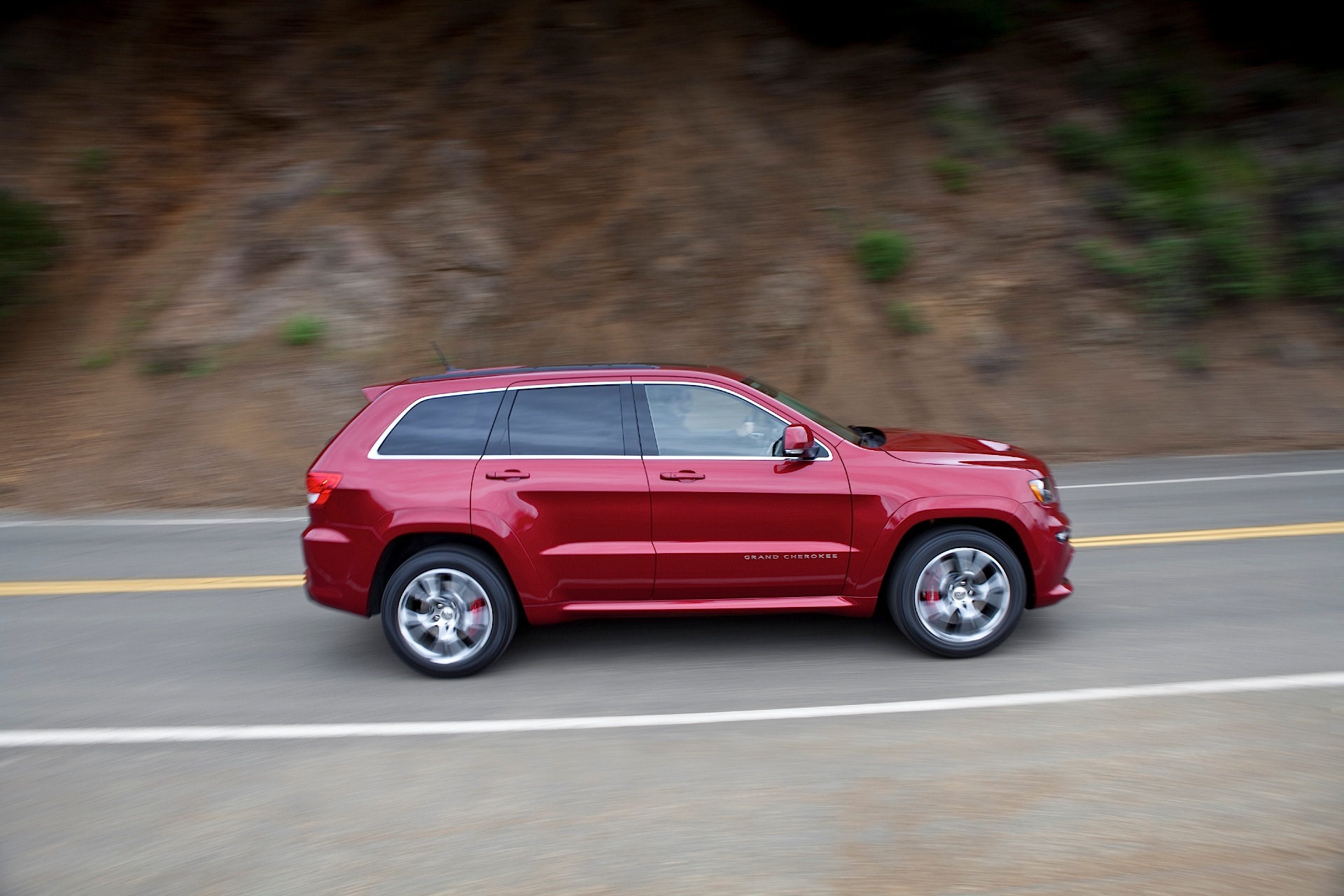 Jeep Grand Cherokee photo 3