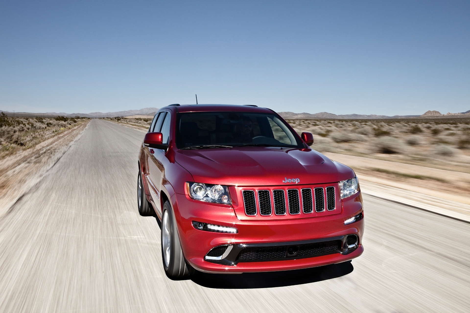 Jeep Grand Cherokee photo 16