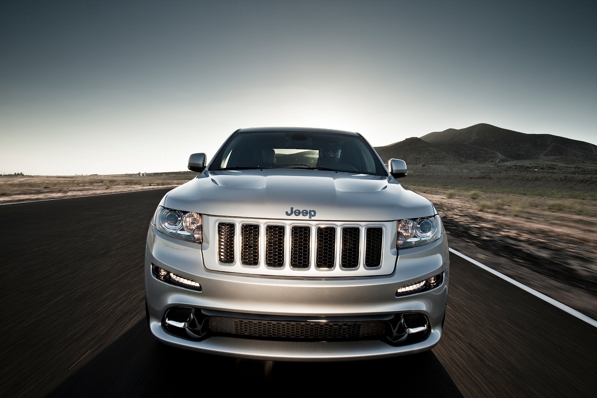 Jeep Grand Cherokee photo 33
