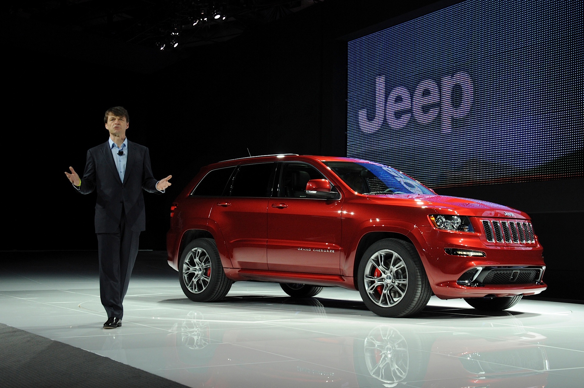 Jeep Grand Cherokee photo 38