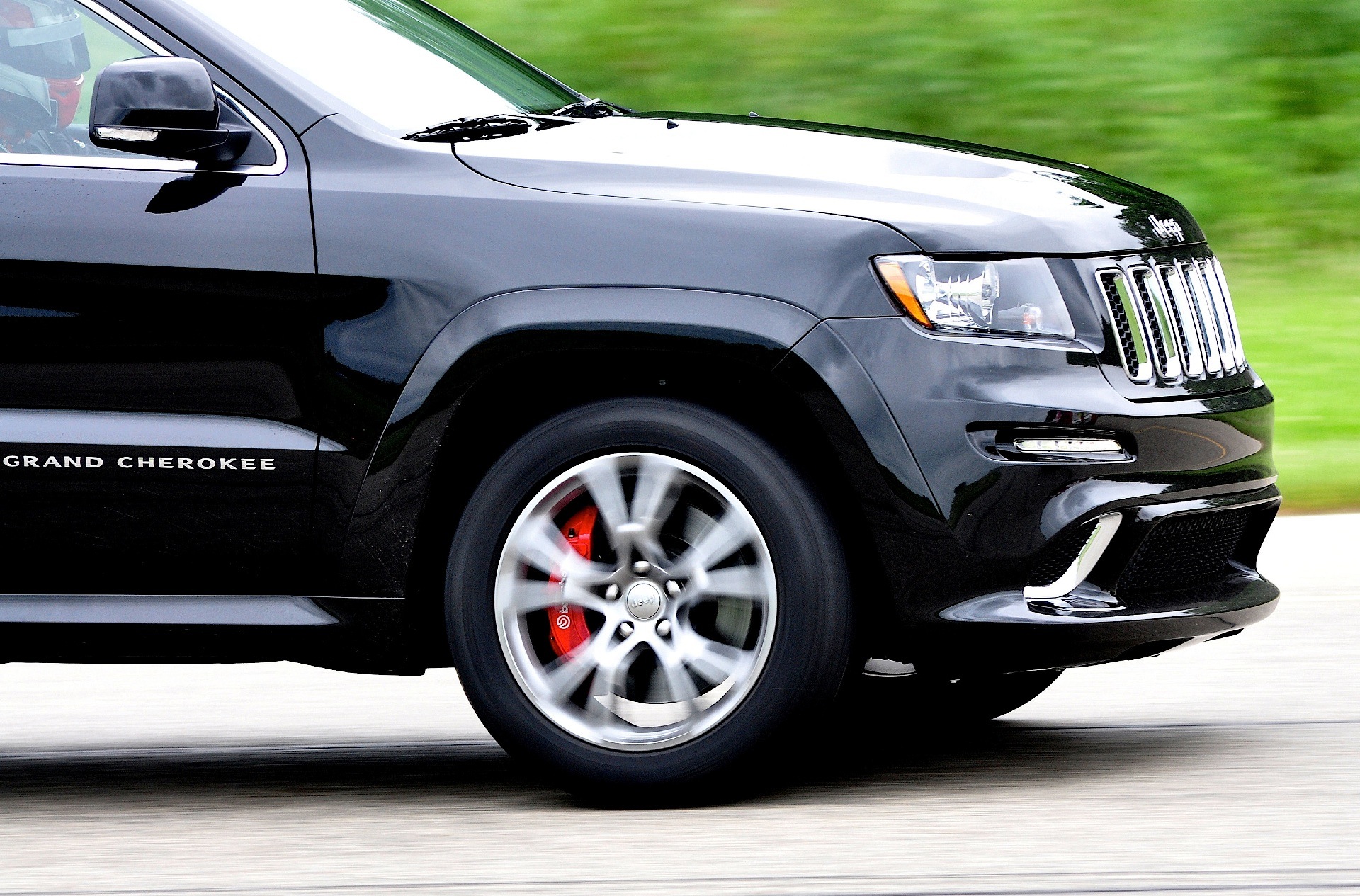 Jeep Grand Cherokee photo 40