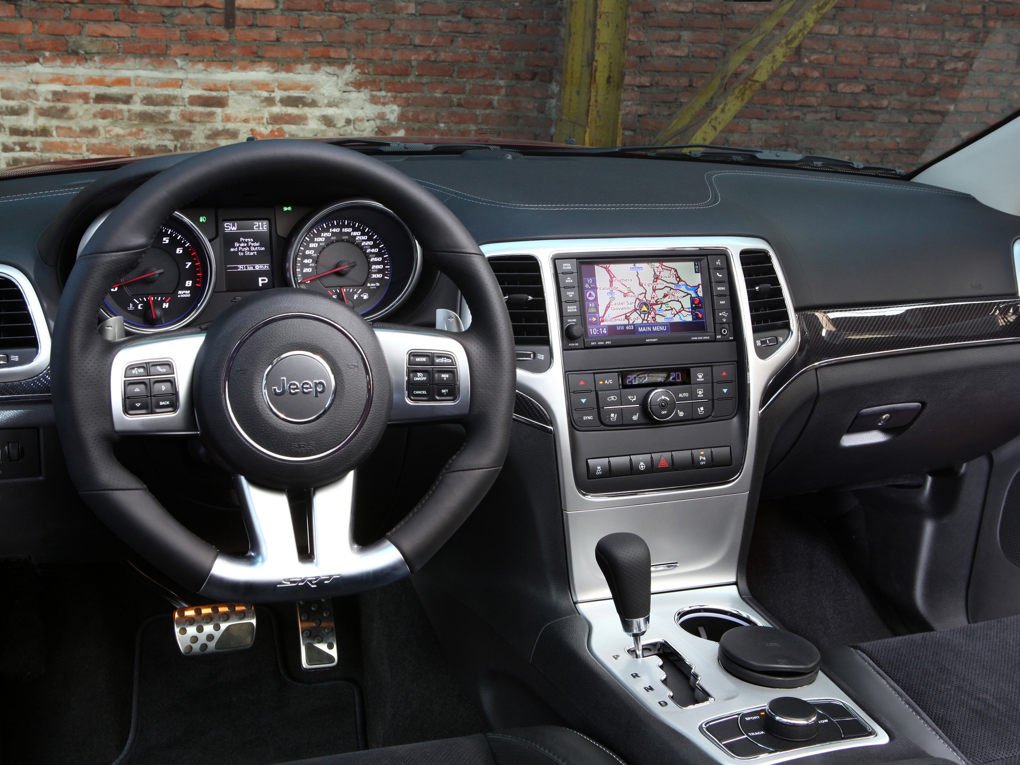 Jeep Grand Cherokee photo 92