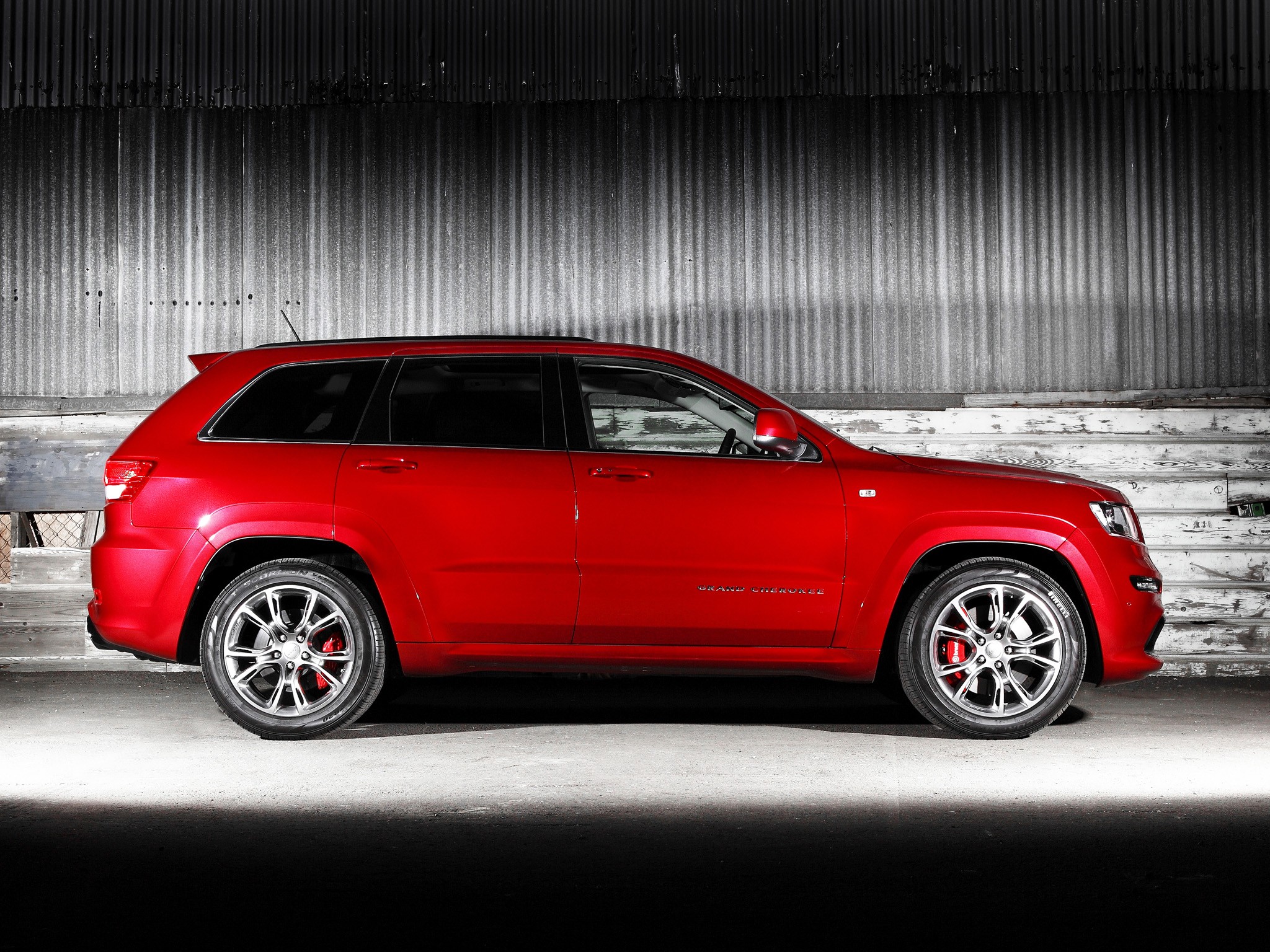Jeep Grand Cherokee photo 48