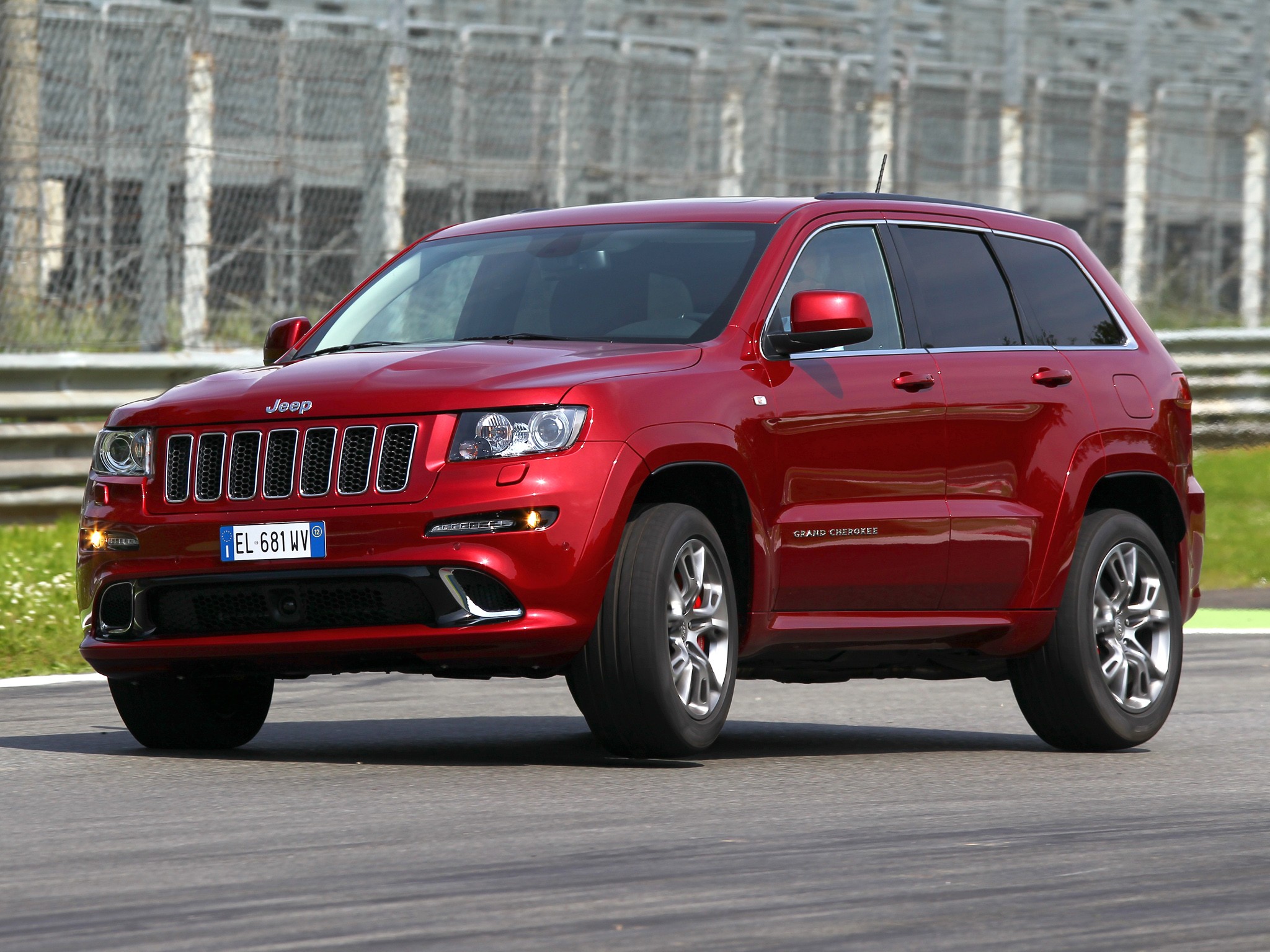 Jeep Grand Cherokee photo 62