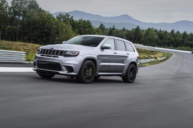 Jeep Grand Cherokee photo 6