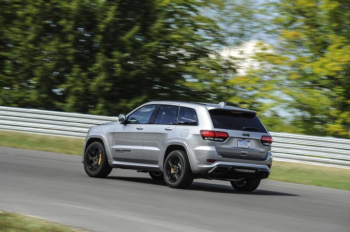 Jeep Grand Cherokee photo 13