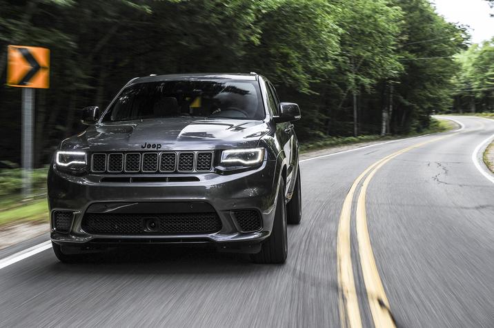 Jeep Grand Cherokee photo 14