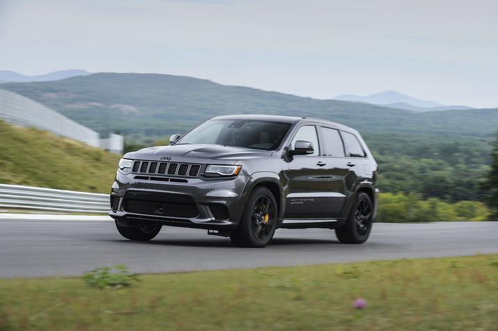 Jeep Grand Cherokee photo 18
