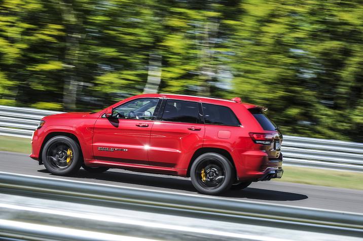 Jeep Grand Cherokee photo 27