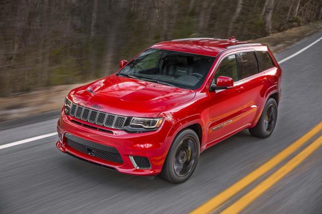 Jeep Grand Cherokee photo 33