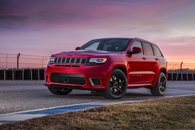 Jeep Grand Cherokee photo 37