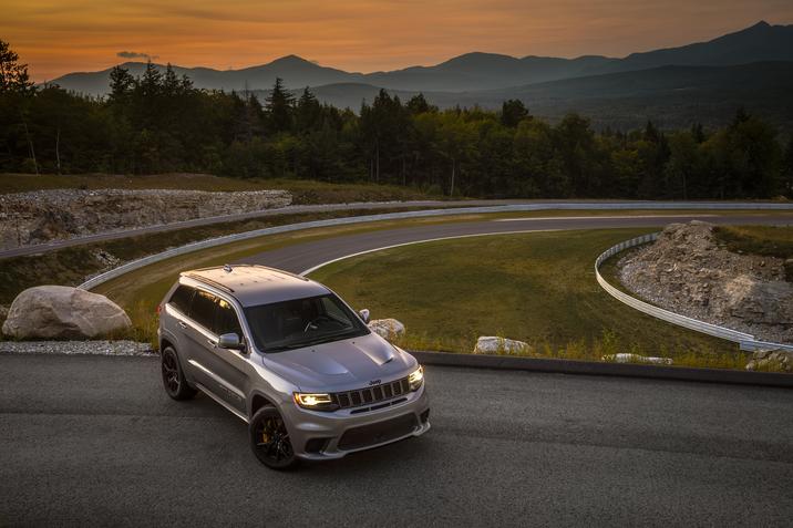 Jeep Grand Cherokee photo 45