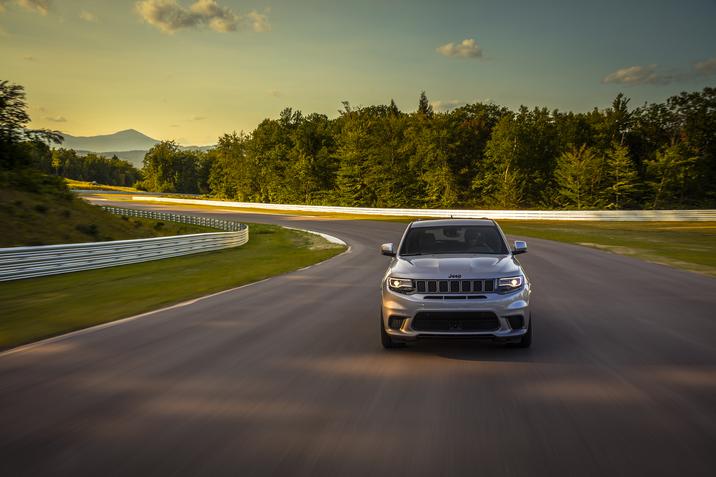 Jeep Grand Cherokee photo 50