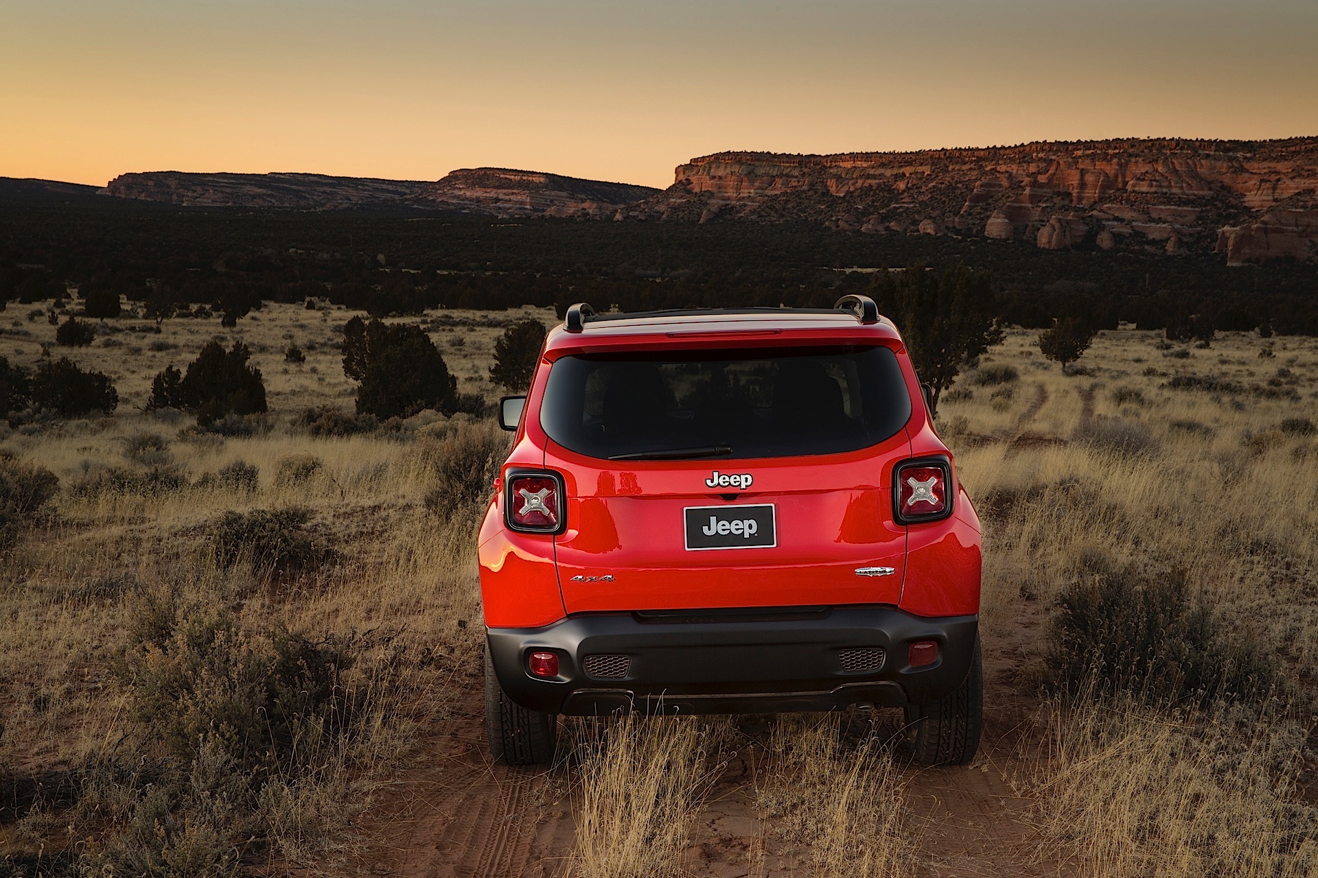 Jeep Renegade photo 38
