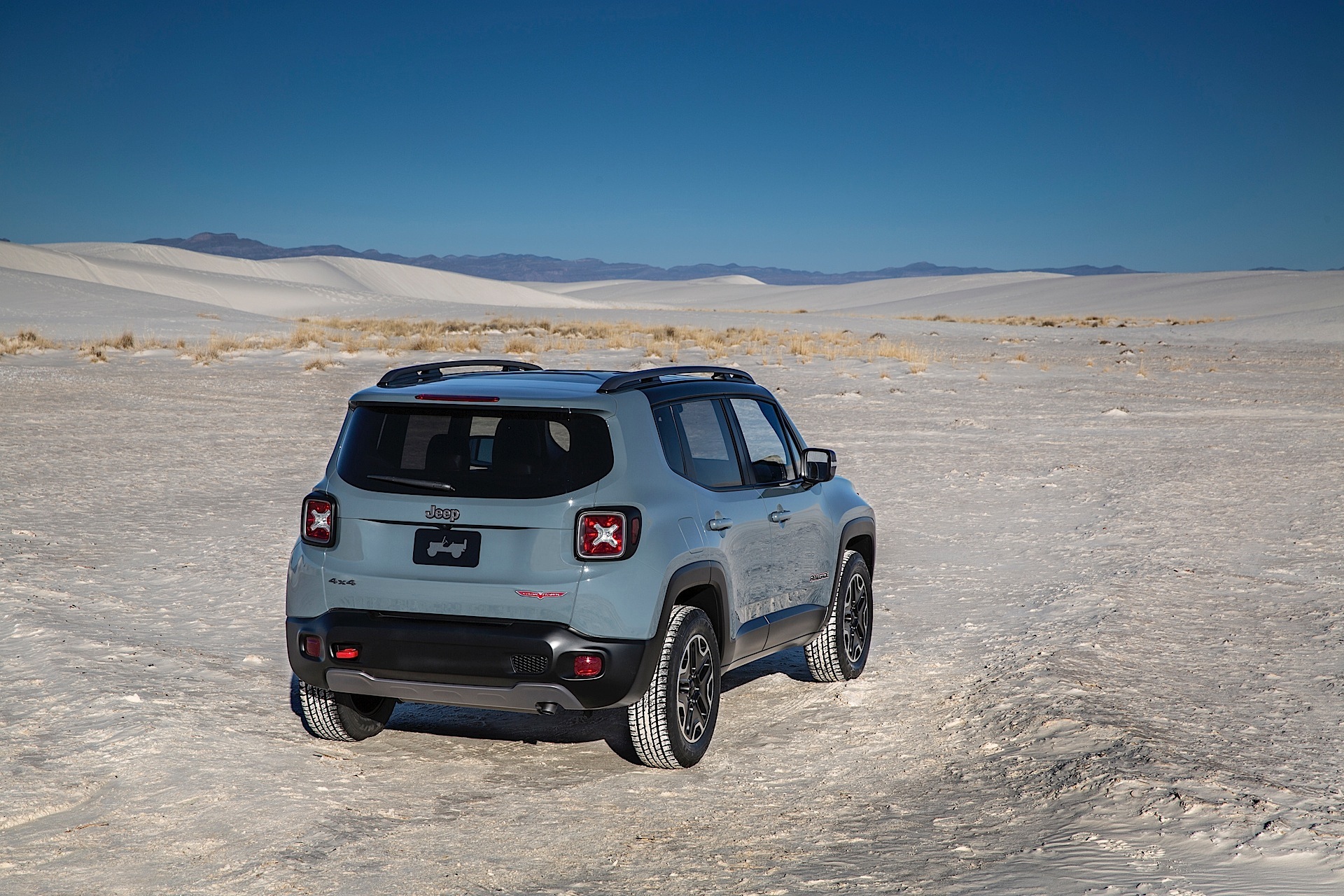 Jeep Renegade photo 48