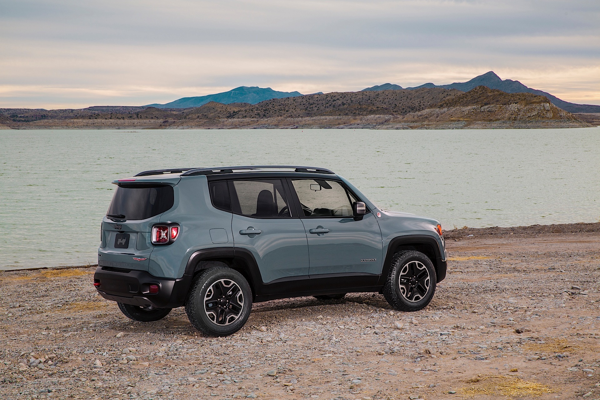 Jeep Renegade photo 54