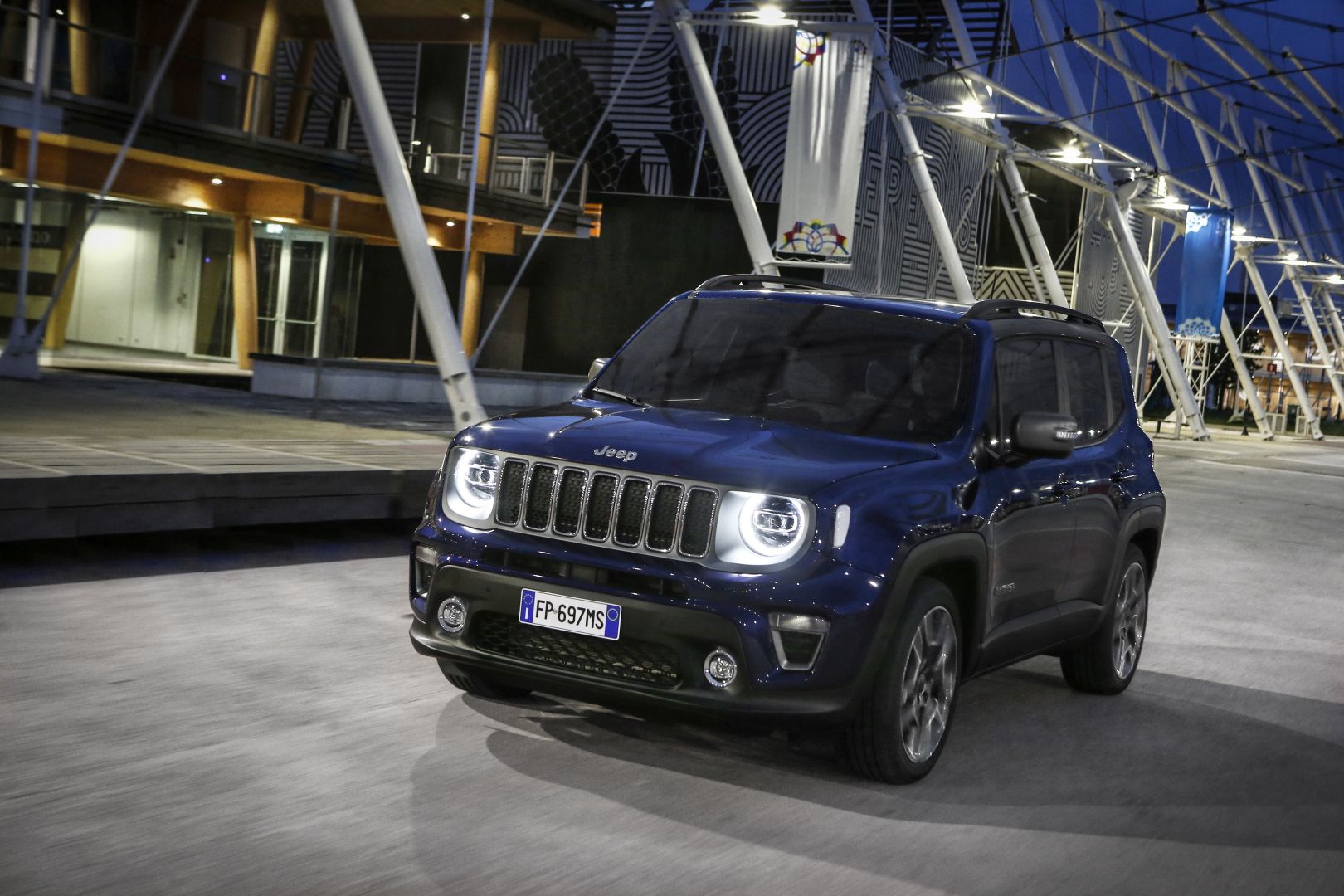 Jeep Renegade photo 10