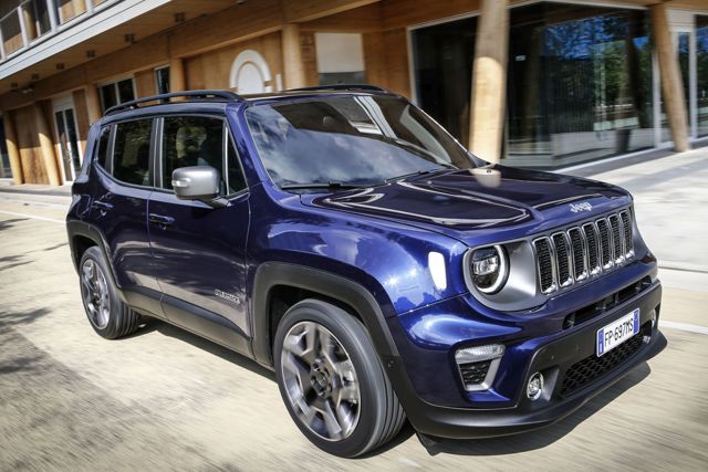 Jeep Renegade photo 14