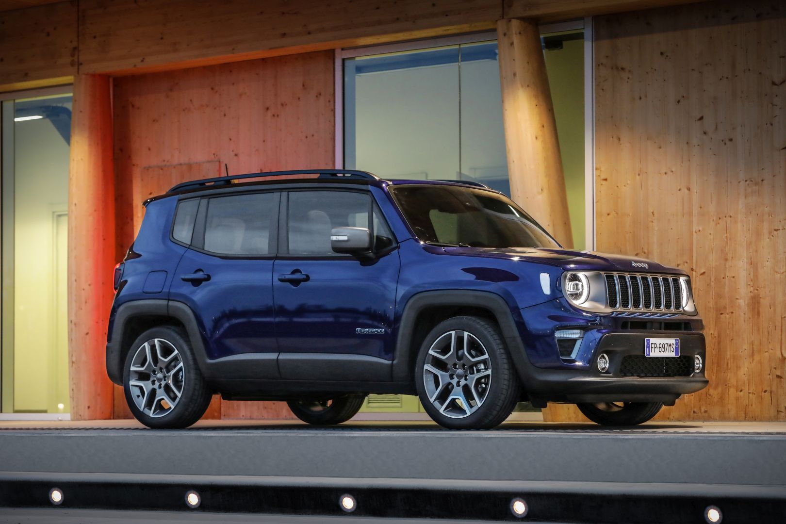 Jeep Renegade photo 18