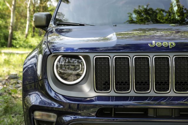 Jeep Renegade photo 26