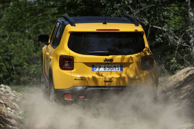 Jeep Renegade photo 34
