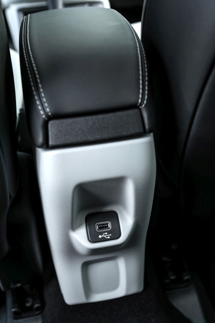 Jeep Renegade photo 77