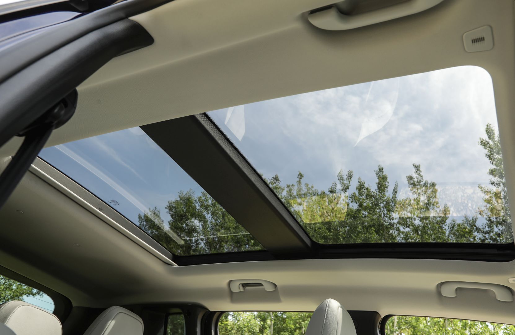 Jeep Renegade photo 82