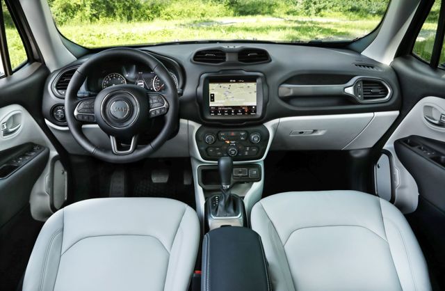 Jeep Renegade photo 90