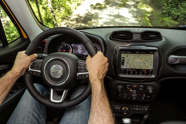 Jeep Renegade photo 96