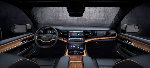 Jeep Wagoneer photo 92