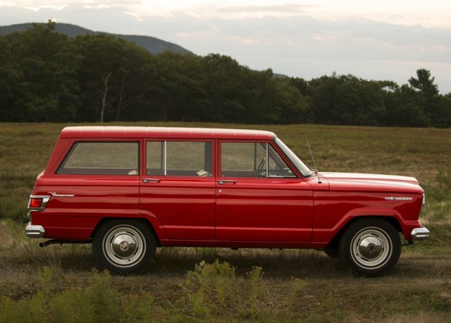 Jeep Wagoneer Foto 16