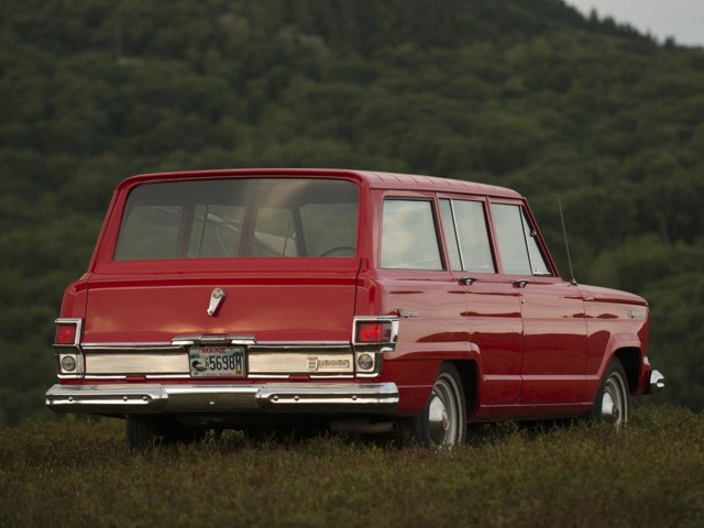 Jeep Wagoneer Foto 17
