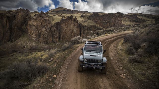 Jeep Wrangler Rubicon photo 13