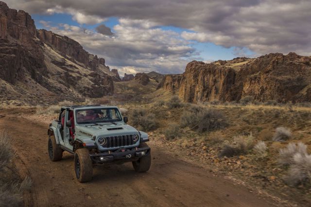 Jeep Wrangler Rubicon photo 3