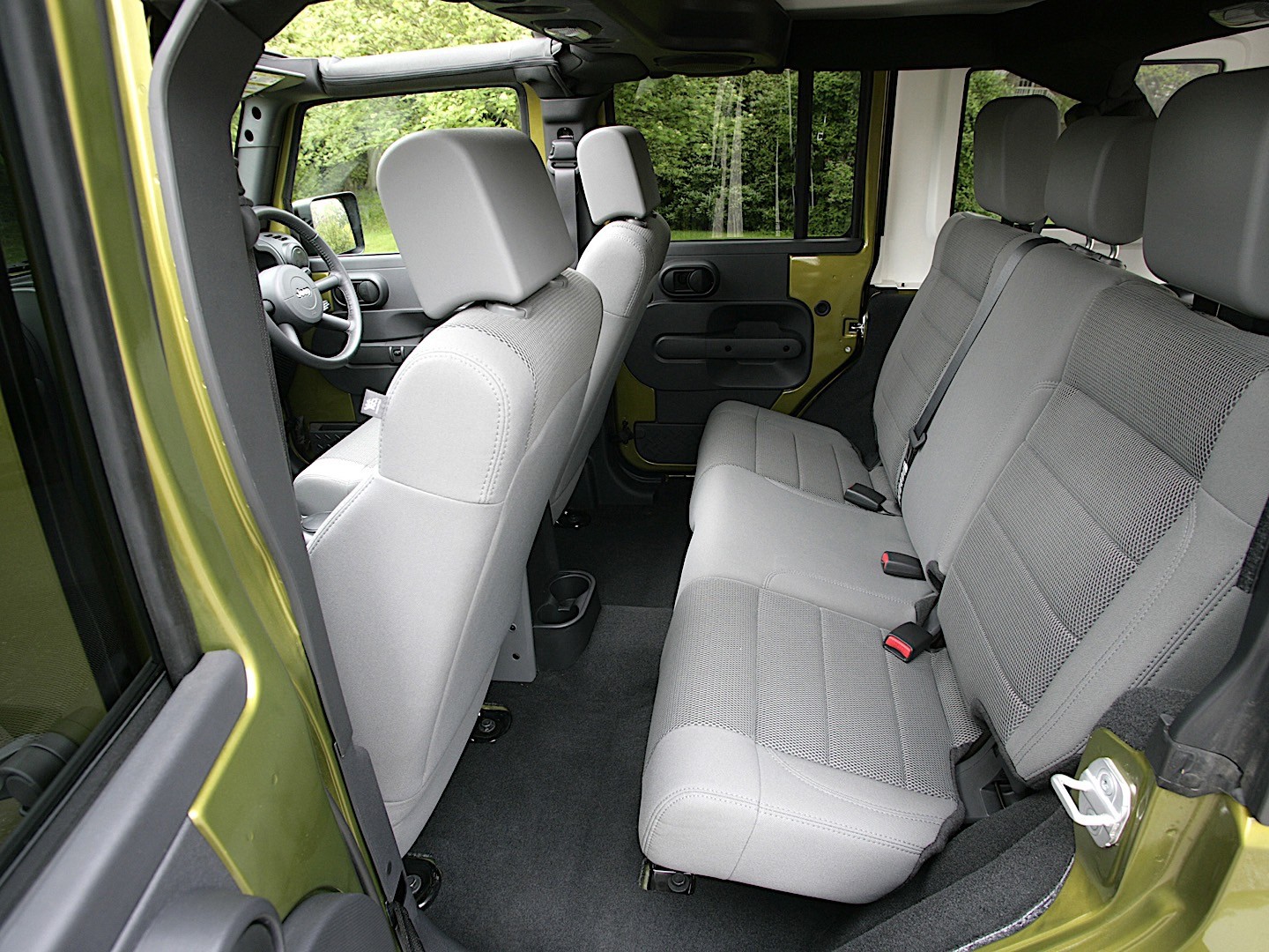 Jeep Wrangler Unlimited photo 38