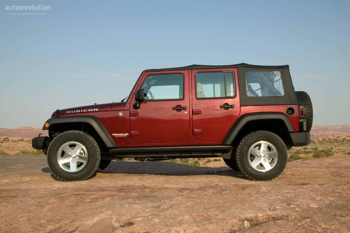 Jeep Wrangler Unlimited photo 2