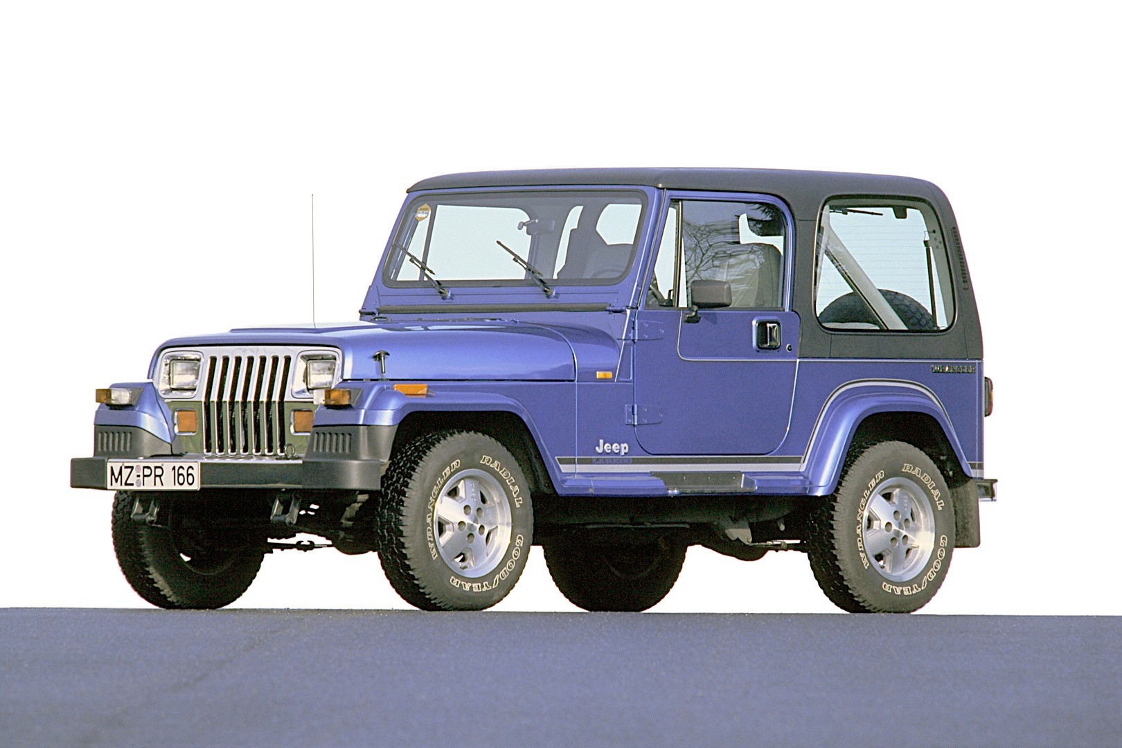 Jeep Wrangler photo 20