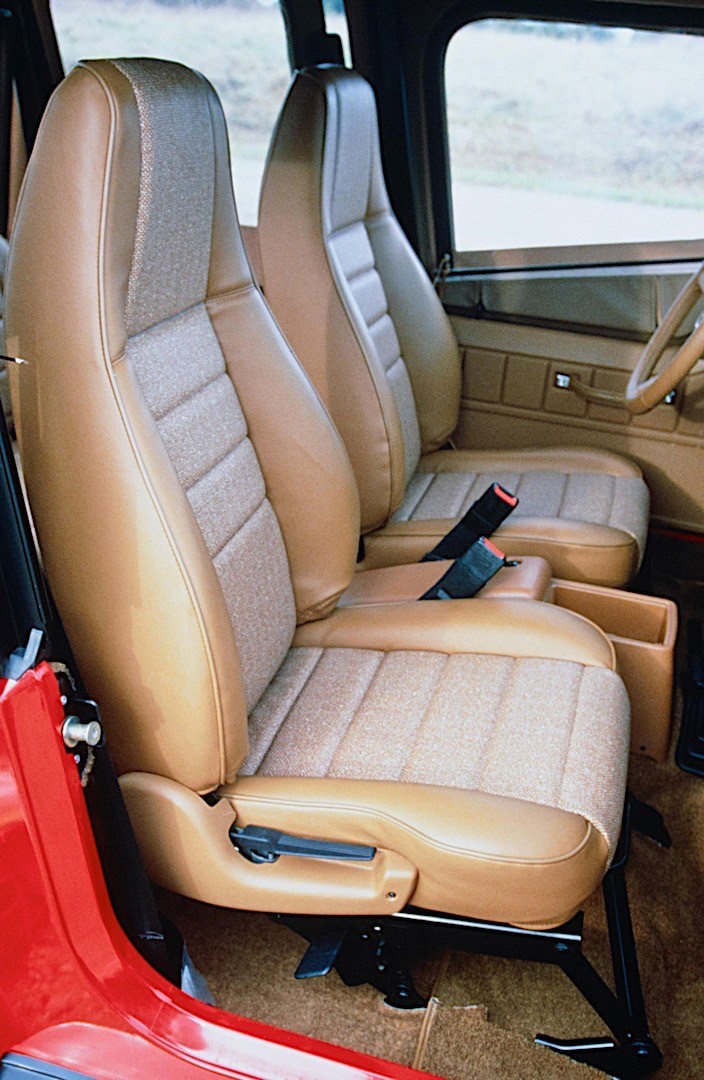 Jeep Wrangler photo 27