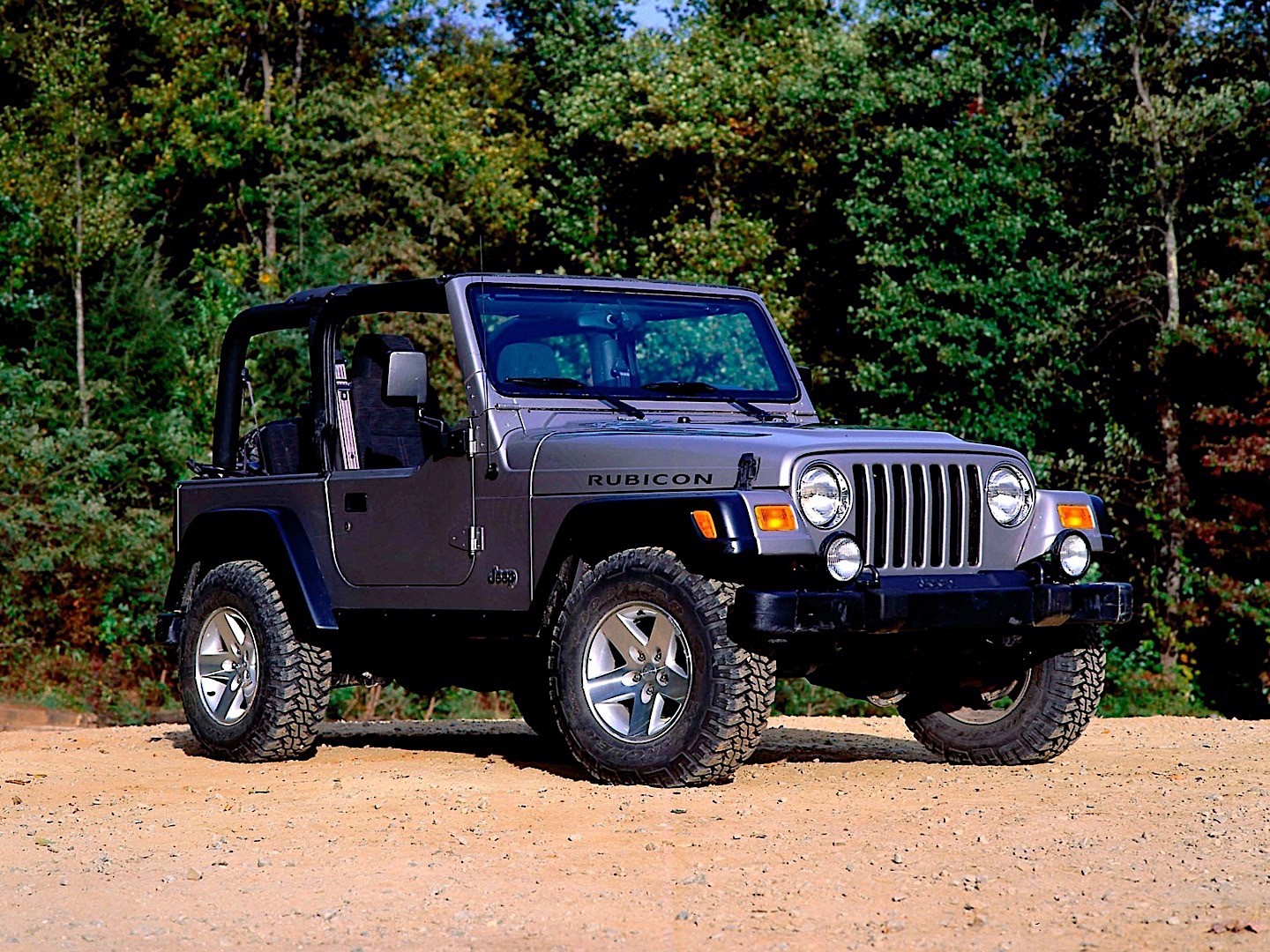 Jeep Wrangler photo 12