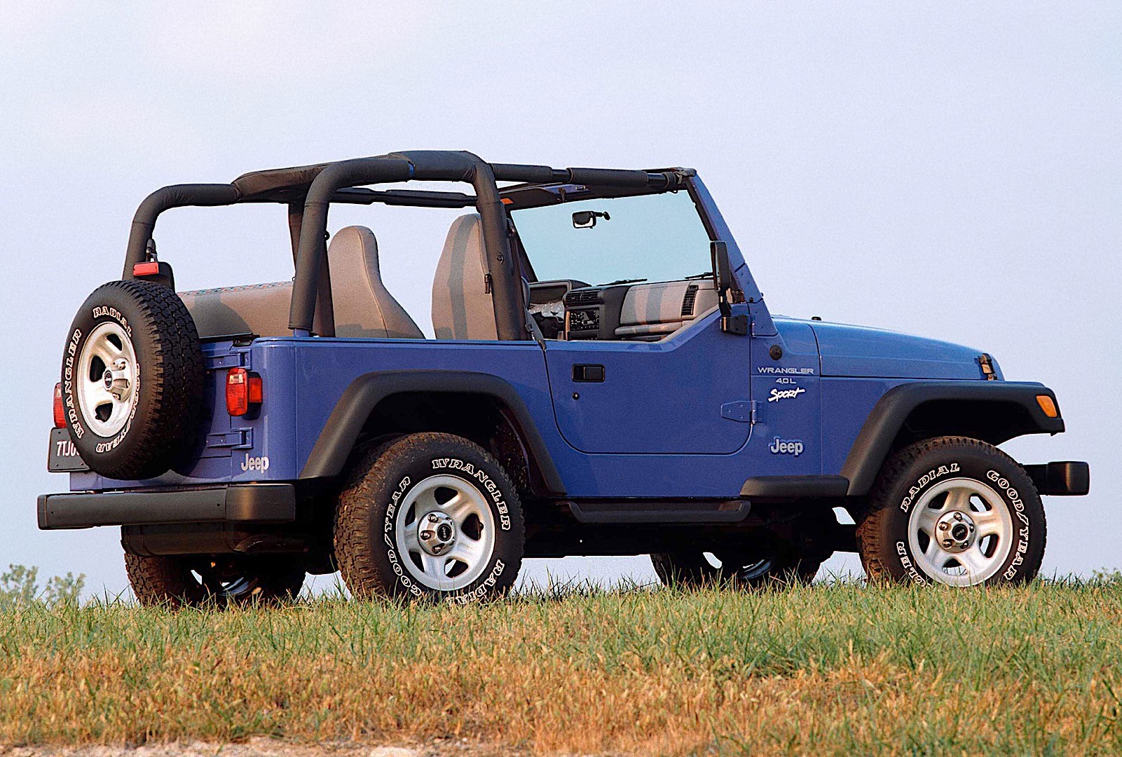 Jeep Wrangler photo 17