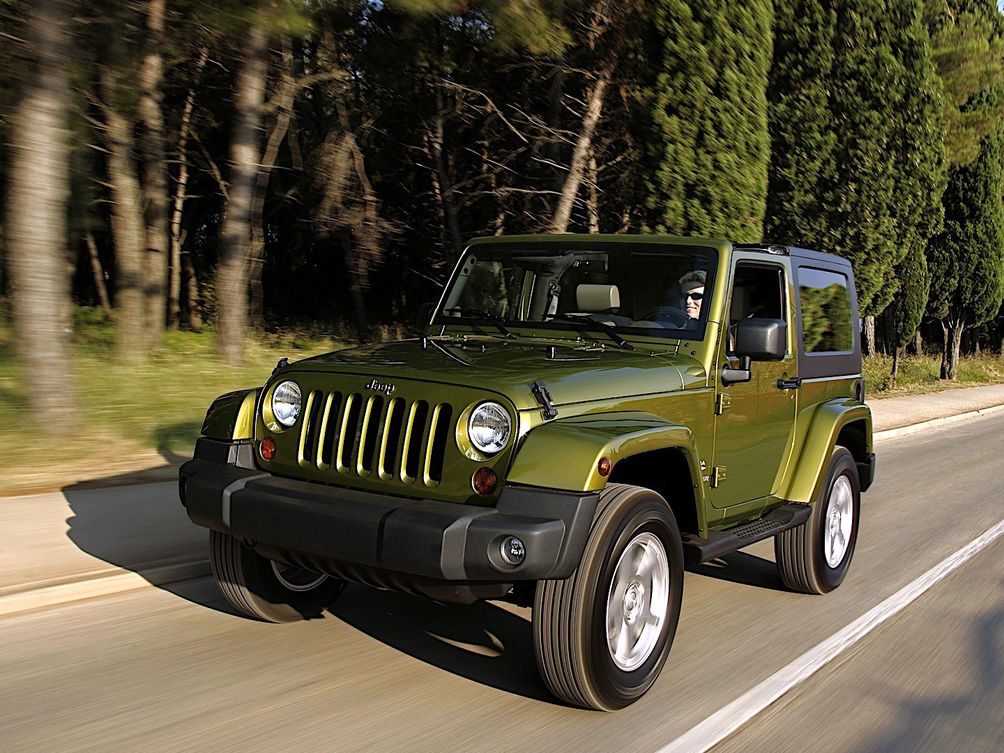 Jeep Wrangler photo 16