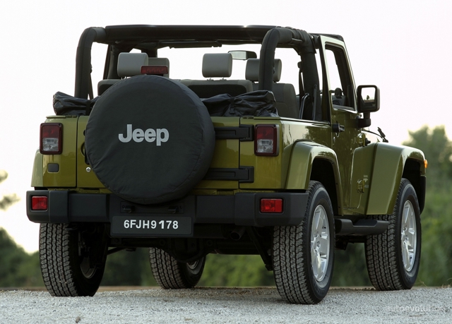 Jeep Wrangler photo 7