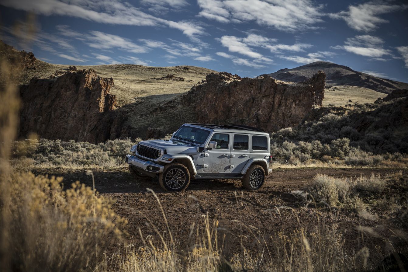 Jeep Wrangler photo 5