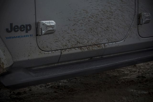 Jeep Wrangler photo 7