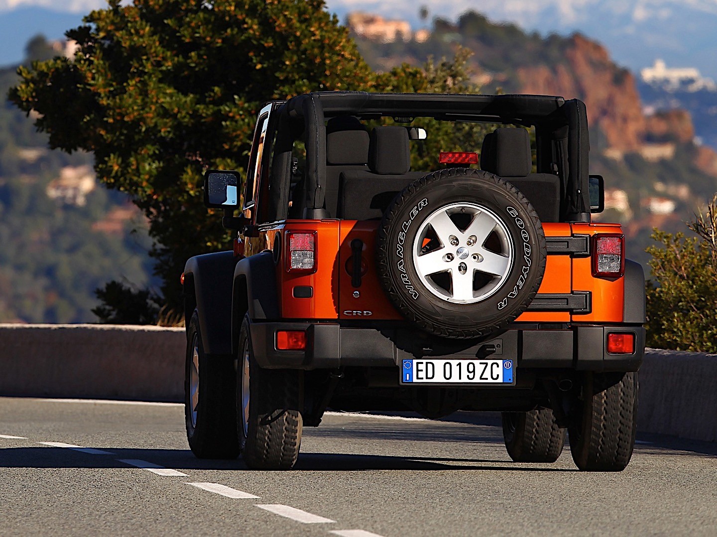 Jeep Wrangler photo 37