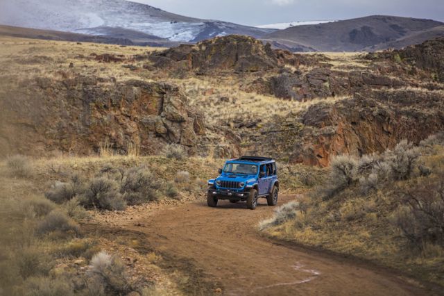 Jeep Wrangler photo 15