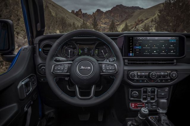 Jeep Wrangler photo 22