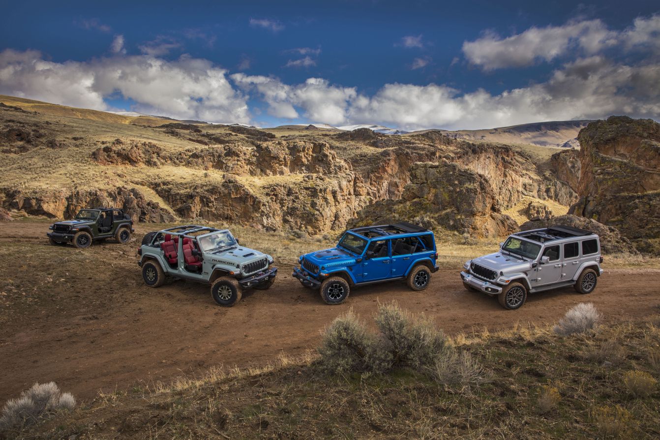 Jeep Wrangler photo 2