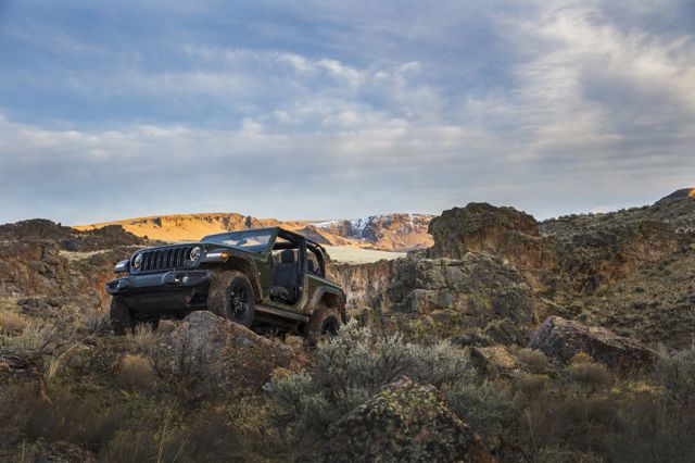 Jeep Wrangler photo 1